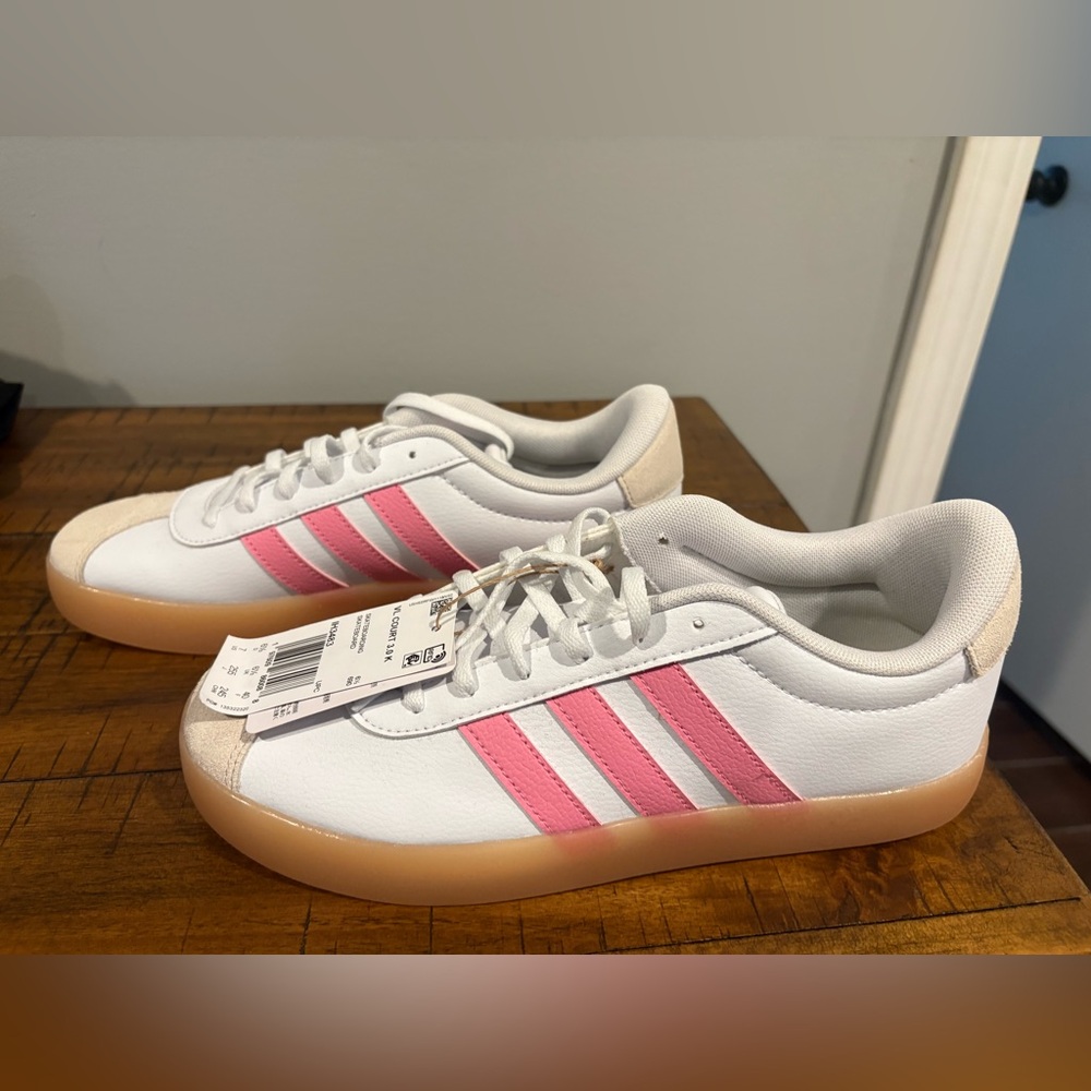 Adidas V L Court 3.0 K. Brand new with tags.